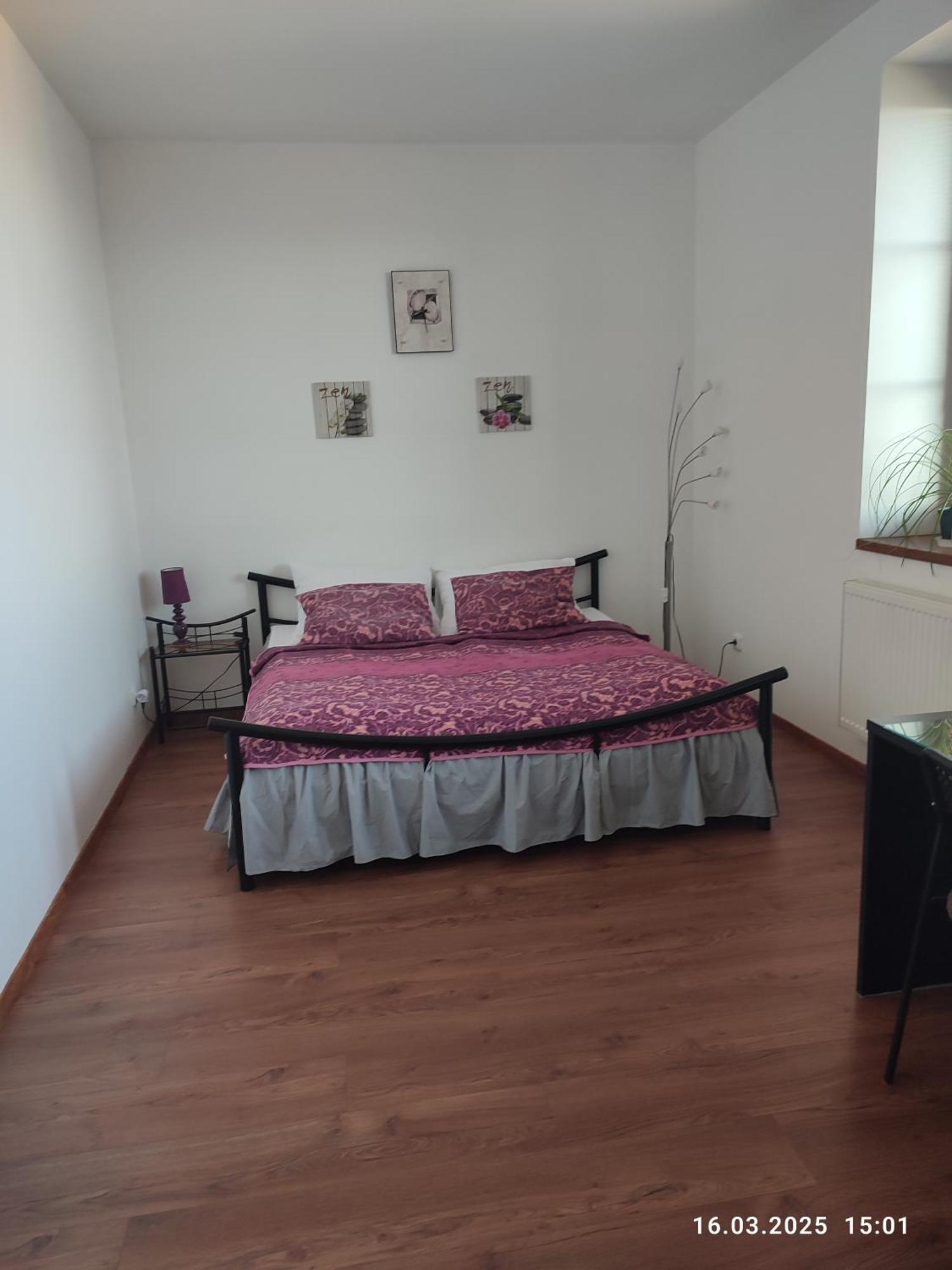 Villa Homestay Nad Helmrovkou ปราก ภายนอก รูปภาพ